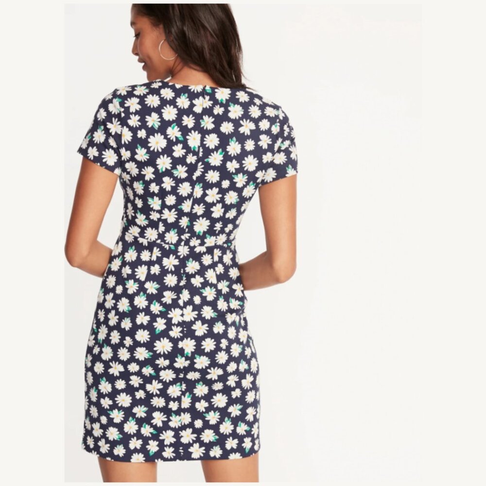 Old Navy Printed Ponte-Knit Sheath Dress - Navy Daisy Print, Size XS - Picture 7 of 16